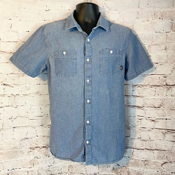 Vans Mens Button Up Shirt Short Sleeve Classic Fit Chest Pocket Blue Chambray M - Picture 1 of 5